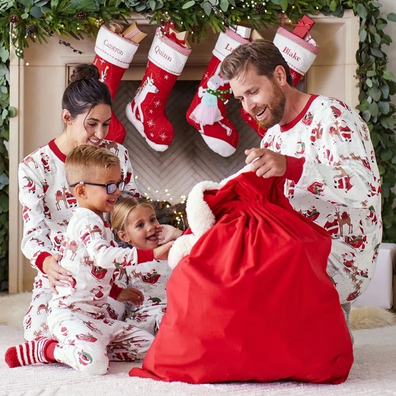 Xmas Family Look Pyjamas Santa - огляд і ціна Winter Clothing Looks