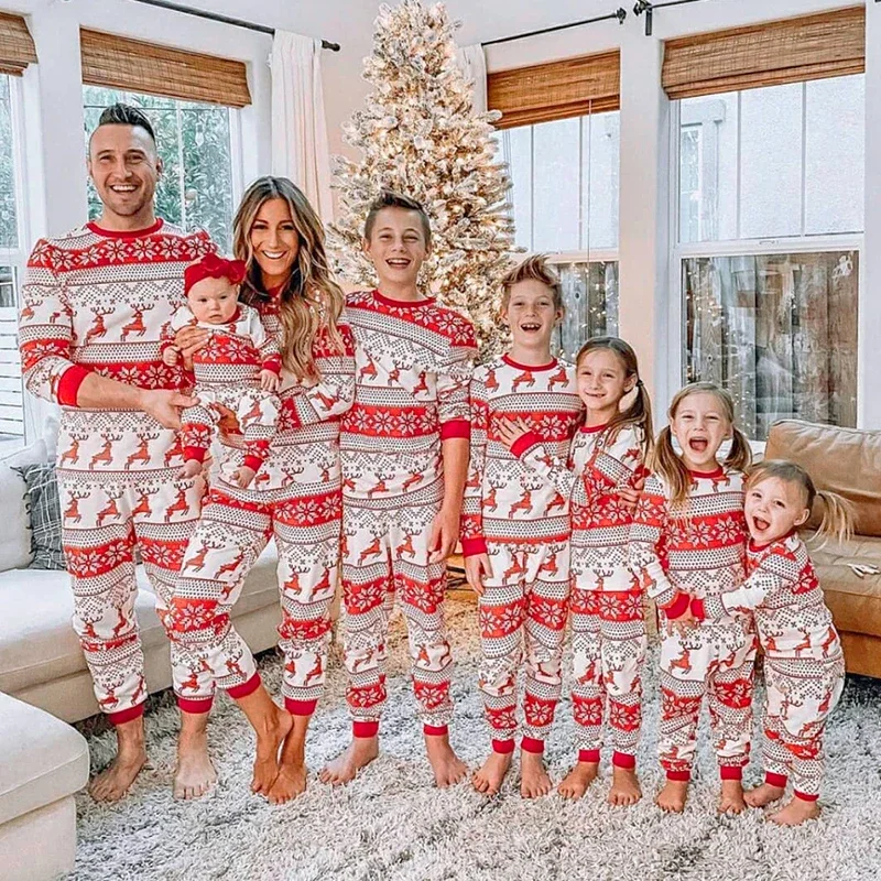 Merry Christmas Allover Print  - огляд і ціна Winter Clothing Looks