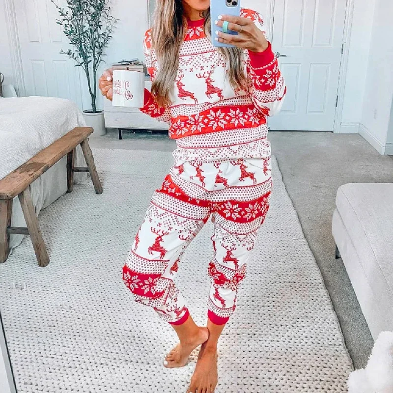 Merry Christmas Allover Print  - огляд і ціна Winter Clothing Looks